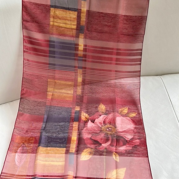 Floral Print Scarf - Picture 4 of 8